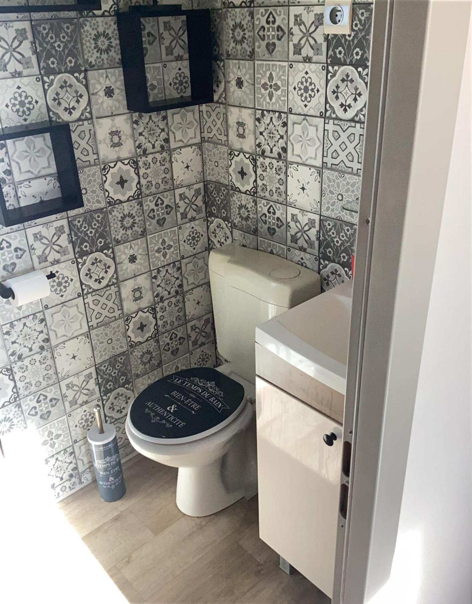 Confort, Climatisation,linge De Lit Et De Toilette, Coffre Fort, Ventilations Au Plafond Et Wifi Possible Campingplatz