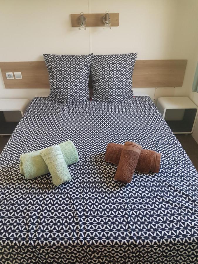Campsite Confort, Climatisation,linge De Lit Et De Toilette, Coffre Fort, Ventilations Au Plafond Et Wifi Possible