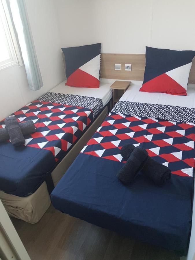 Campsite Confort, Climatisation,linge De Lit Et De Toilette, Coffre Fort, Ventilations Au Plafond Et Wifi Possible Frejus