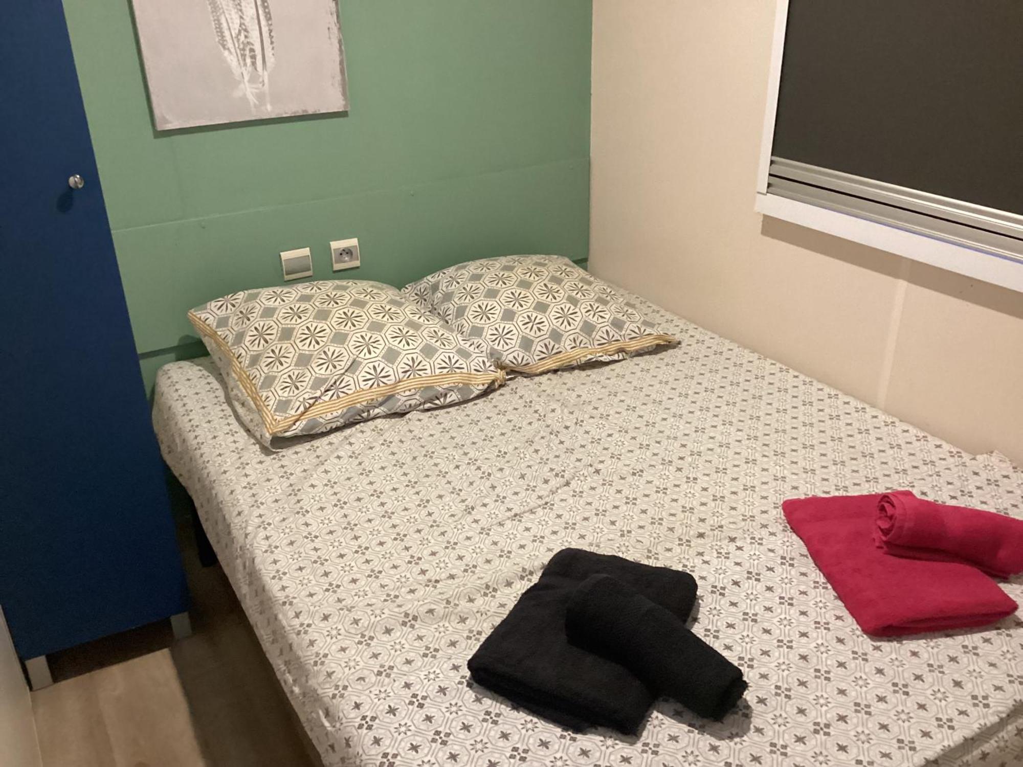 Confort, Climatisation,linge De Lit Et De Toilette, Coffre Fort, Ventilations Au Plafond Et Wifi Possible Campsite