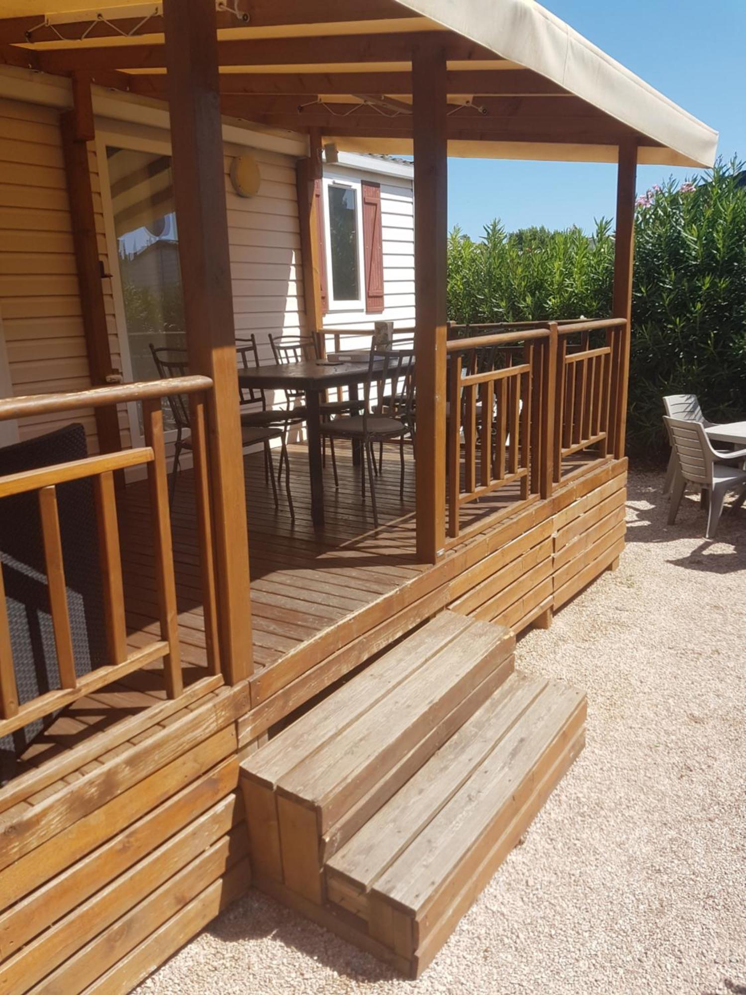Confort, Climatisation,linge De Lit Et De Toilette, Coffre Fort, Ventilations Au Plafond Et Wifi Possible Campsite *