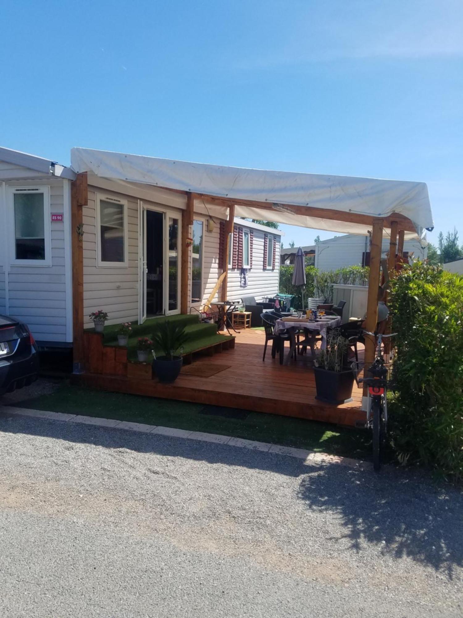 Confort, Climatisation,linge De Lit Et De Toilette, Coffre Fort, Ventilations Au Plafond Et Wifi Possible Campsite *