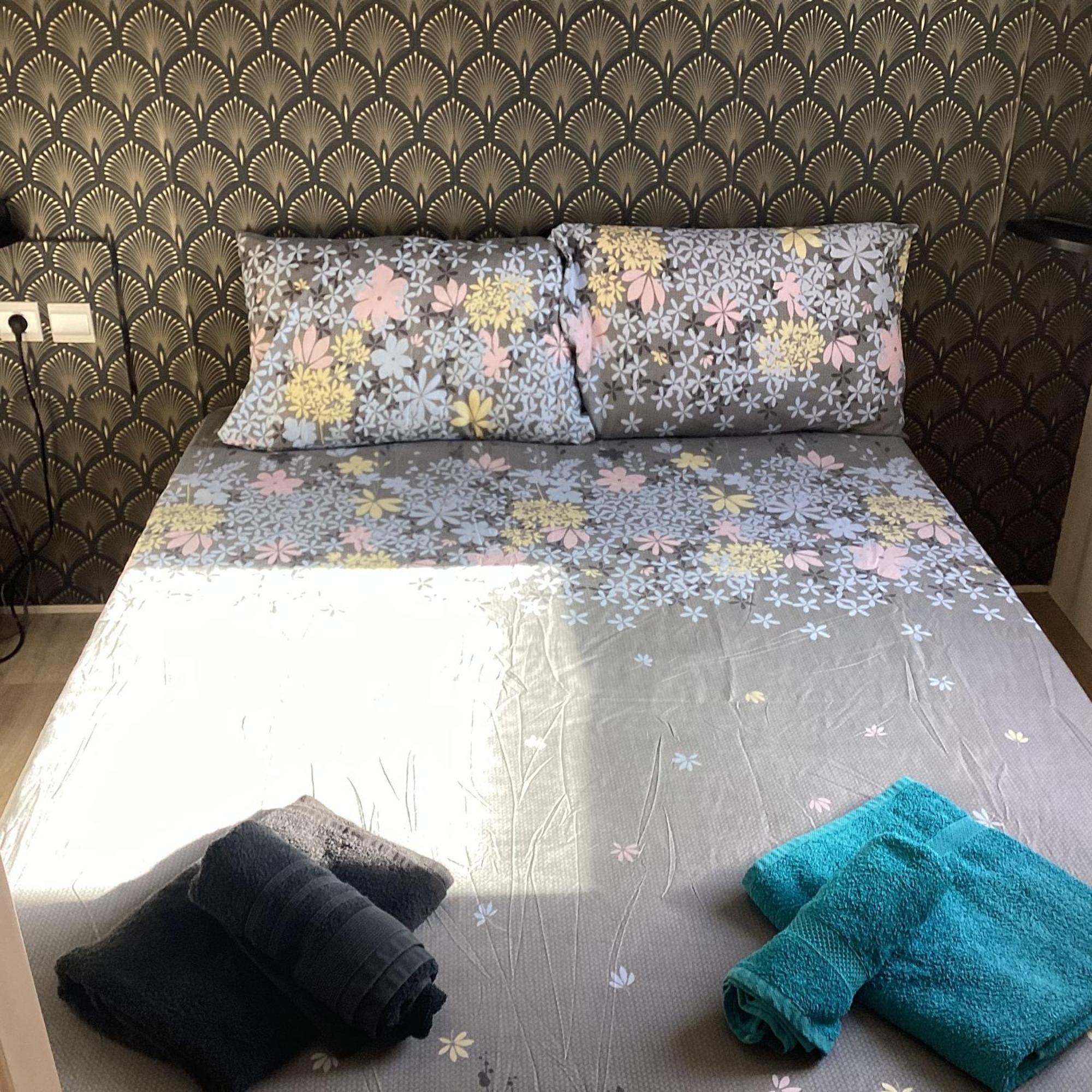 Confort, Climatisation,linge De Lit Et De Toilette, Coffre Fort, Ventilations Au Plafond Et Wifi Possible Campsite Frejus